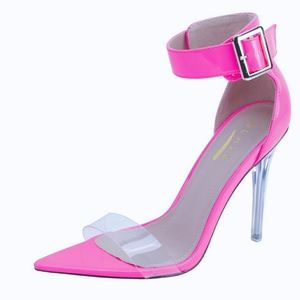 NWT Heels